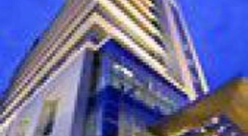 Hotel Santika Makassar Exterior foto